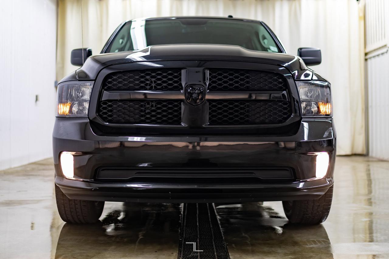 2017 Ram 1500 4x4 Crew Cab Express Red Deer AB