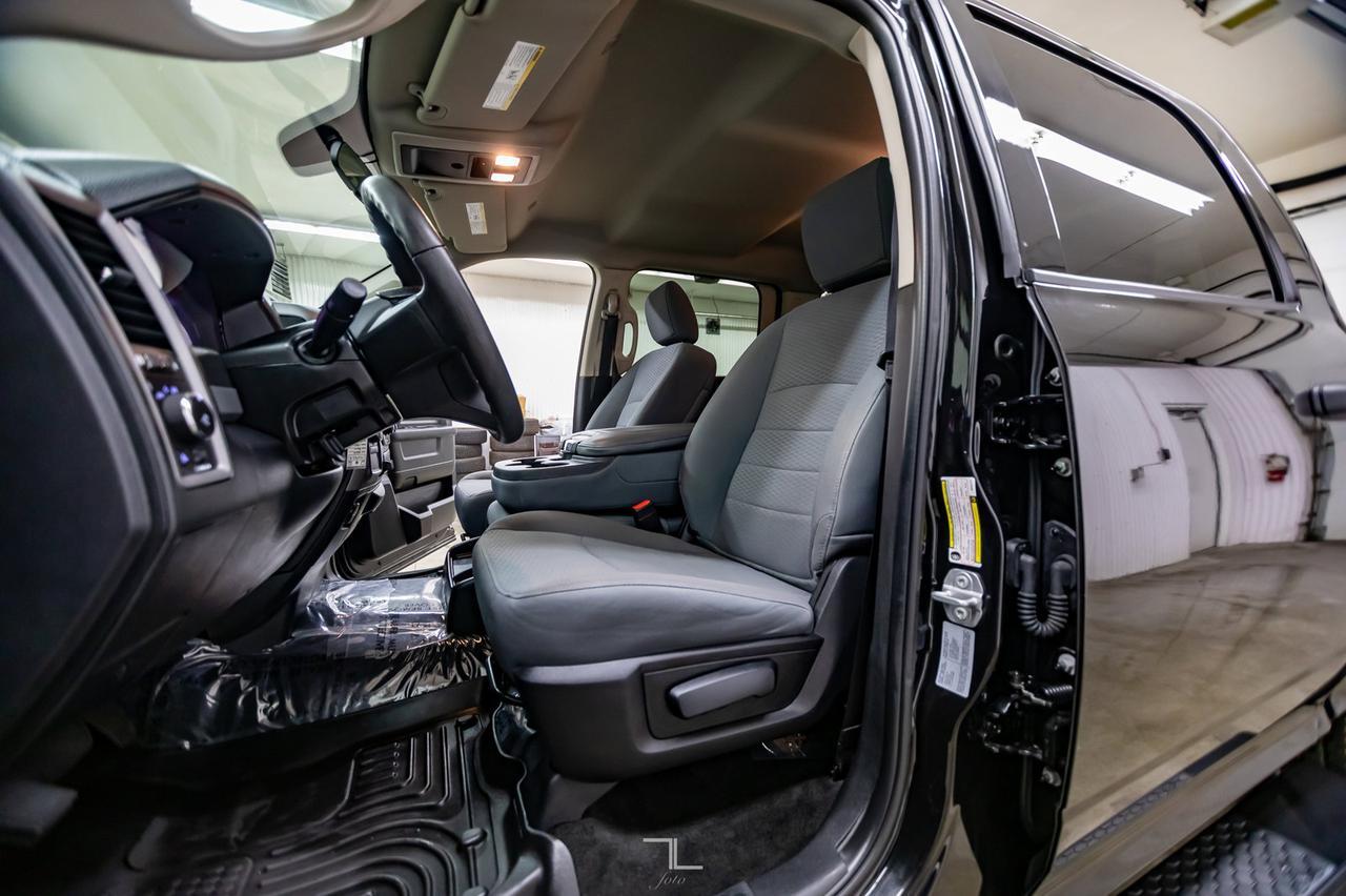 2017 Ram 1500 4x4 Crew Cab Express Red Deer AB