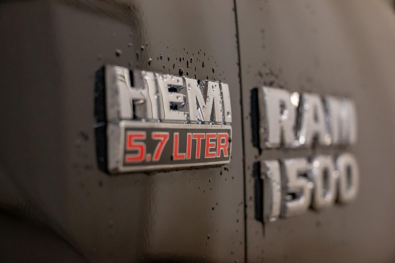 2017 Ram 1500 4x4 Crew Cab Express Red Deer AB