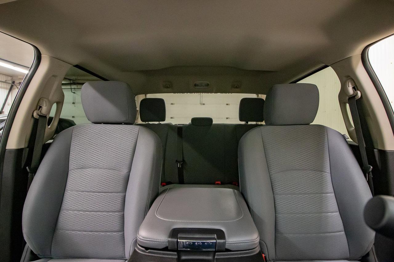 2017 Ram 1500 4x4 Crew Cab Express Red Deer AB