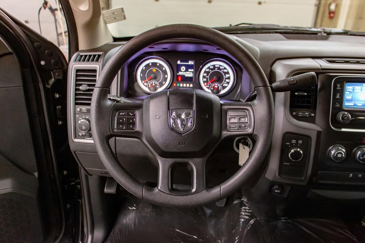 2017 Ram 1500 4x4 Crew Cab Express Red Deer AB