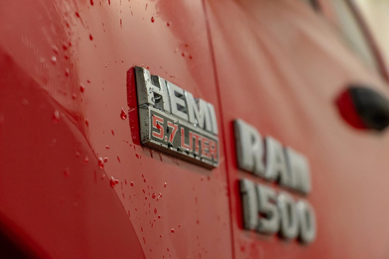 2017 Ram 1500 4x4 Crew Cab Express Red Deer AB