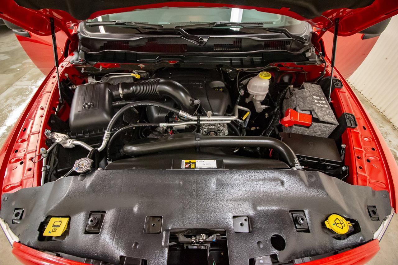 2017 Ram 1500 4x4 Crew Cab Express Red Deer AB