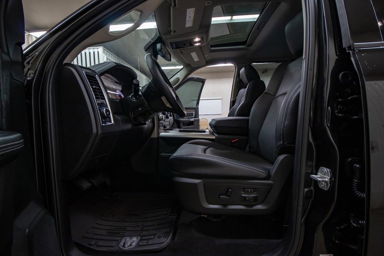 2017 Ram 1500 4x4 Crew Cab Laramie Leather Roof Nav Red Deer AB