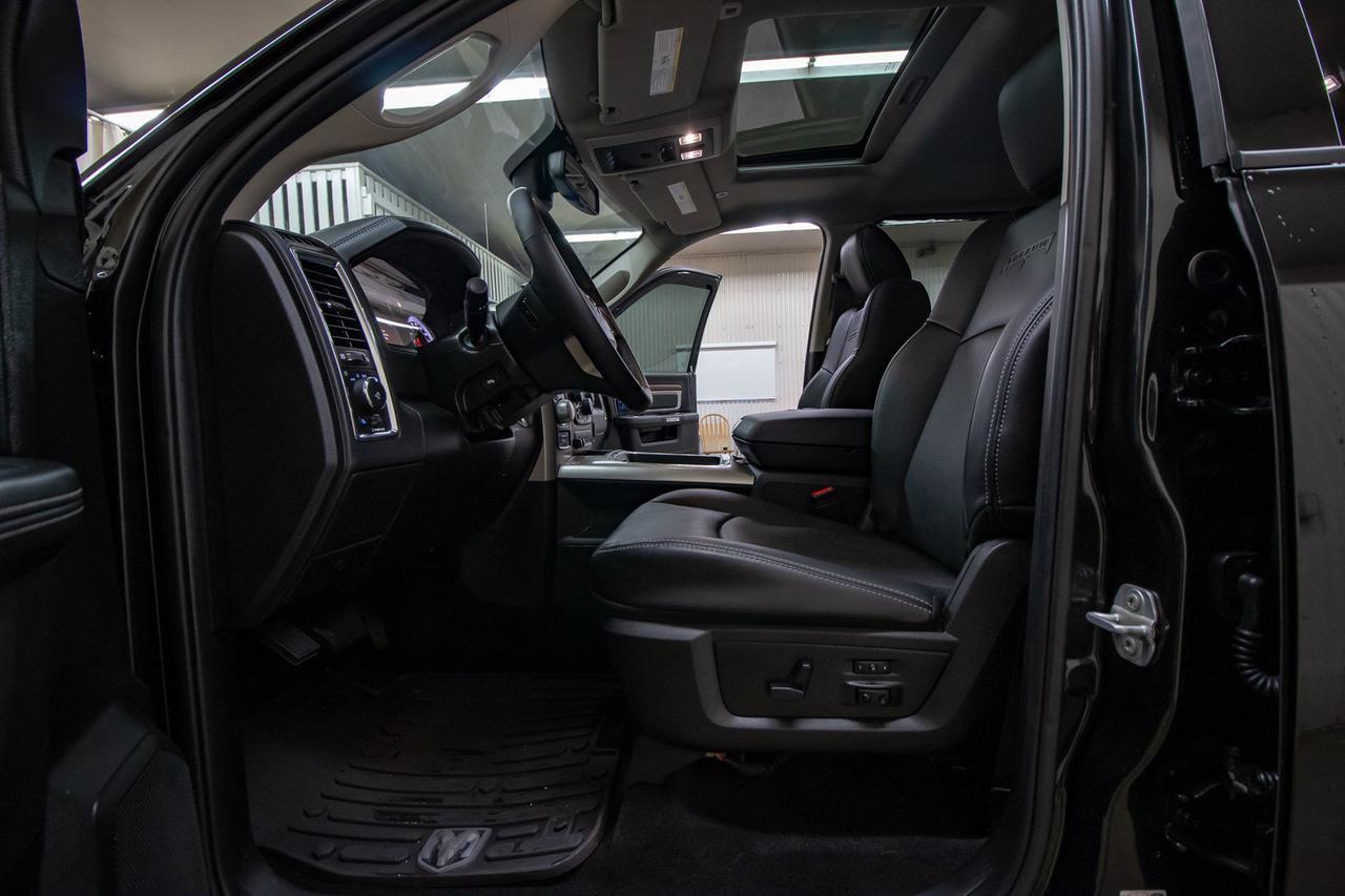 2017 Ram 1500 4x4 Crew Cab Laramie Leather Roof Nav Red Deer AB