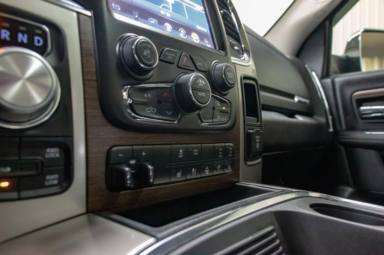 2017 Ram 1500 4x4 Crew Cab Laramie Leather Roof Nav Red Deer AB