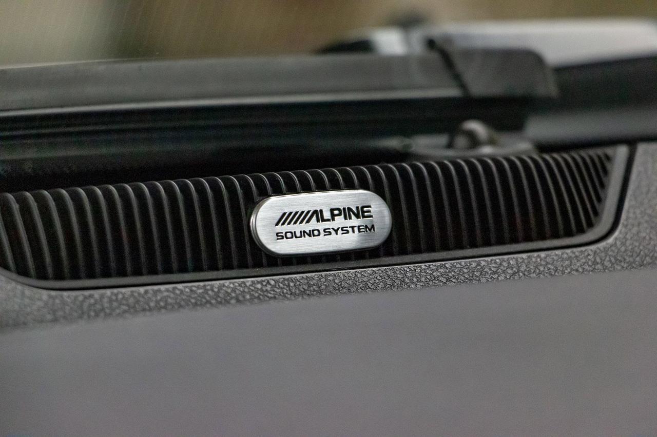 2017 Ram 1500 4x4 Crew Cab Laramie Leather Roof Nav Red Deer AB