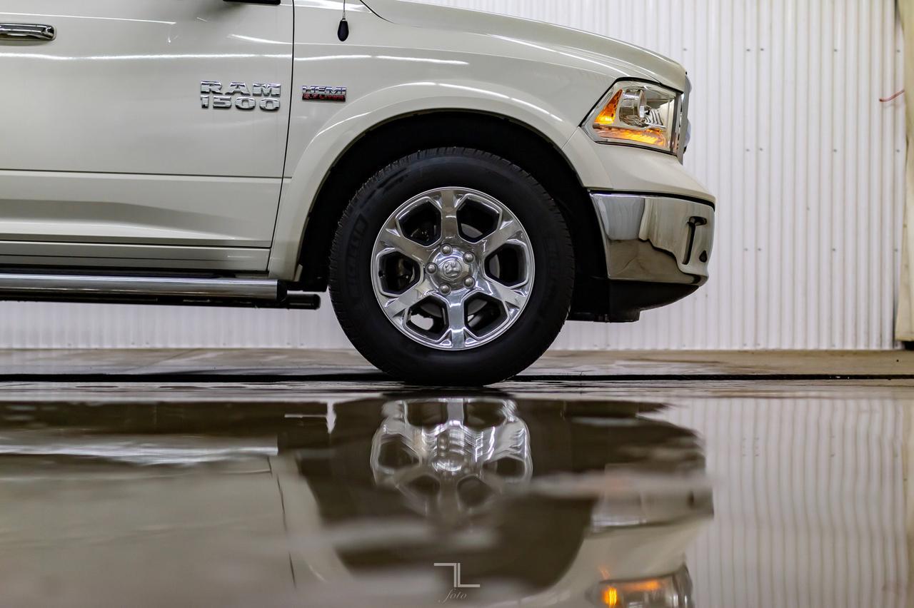 2017 Ram 1500 4x4 Crew Cab Laramie Leather Roof Nav Red Deer AB