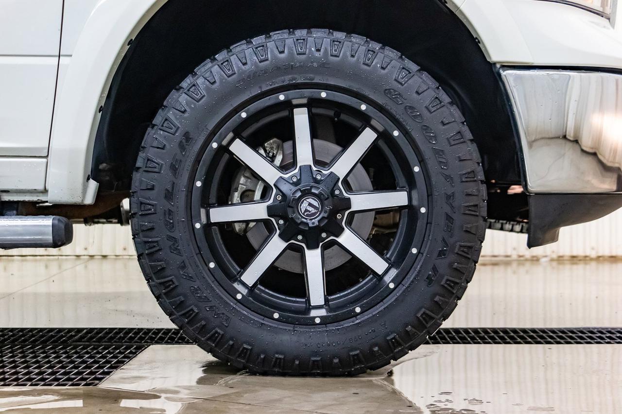 2017 Ram 1500 4x4 Crew Cab Laramie Leather Roof Nav Red Deer AB