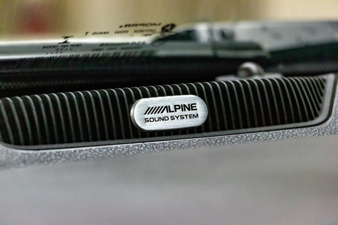 2017 Ram 1500 4x4 Crew Cab Laramie Leather Roof Nav Red Deer AB