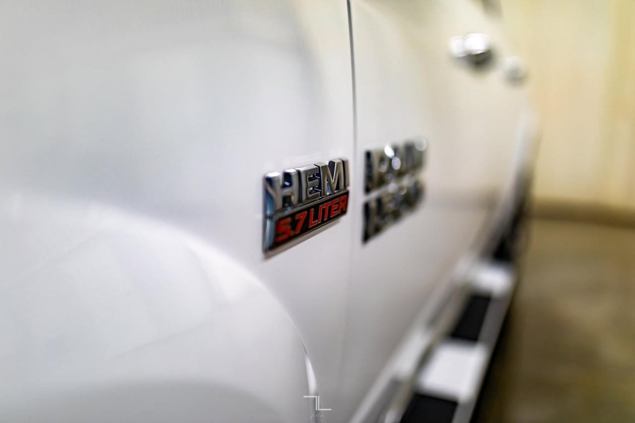 2017 Ram 1500 4x4 Crew Cab Limited Leather Roof Nav Red Deer AB