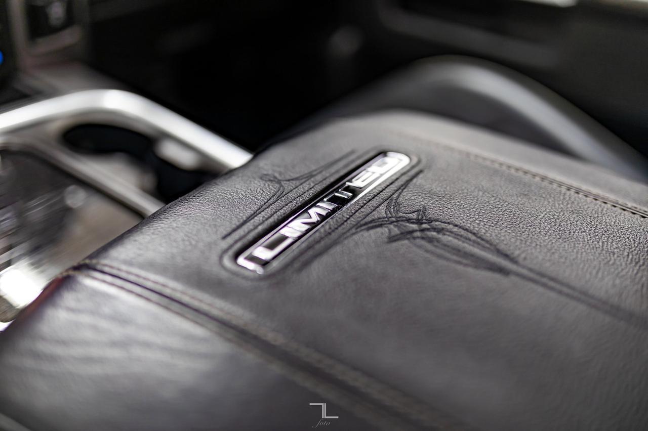 2017 Ram 1500 4x4 Crew Cab Limited Leather Roof Nav Red Deer AB