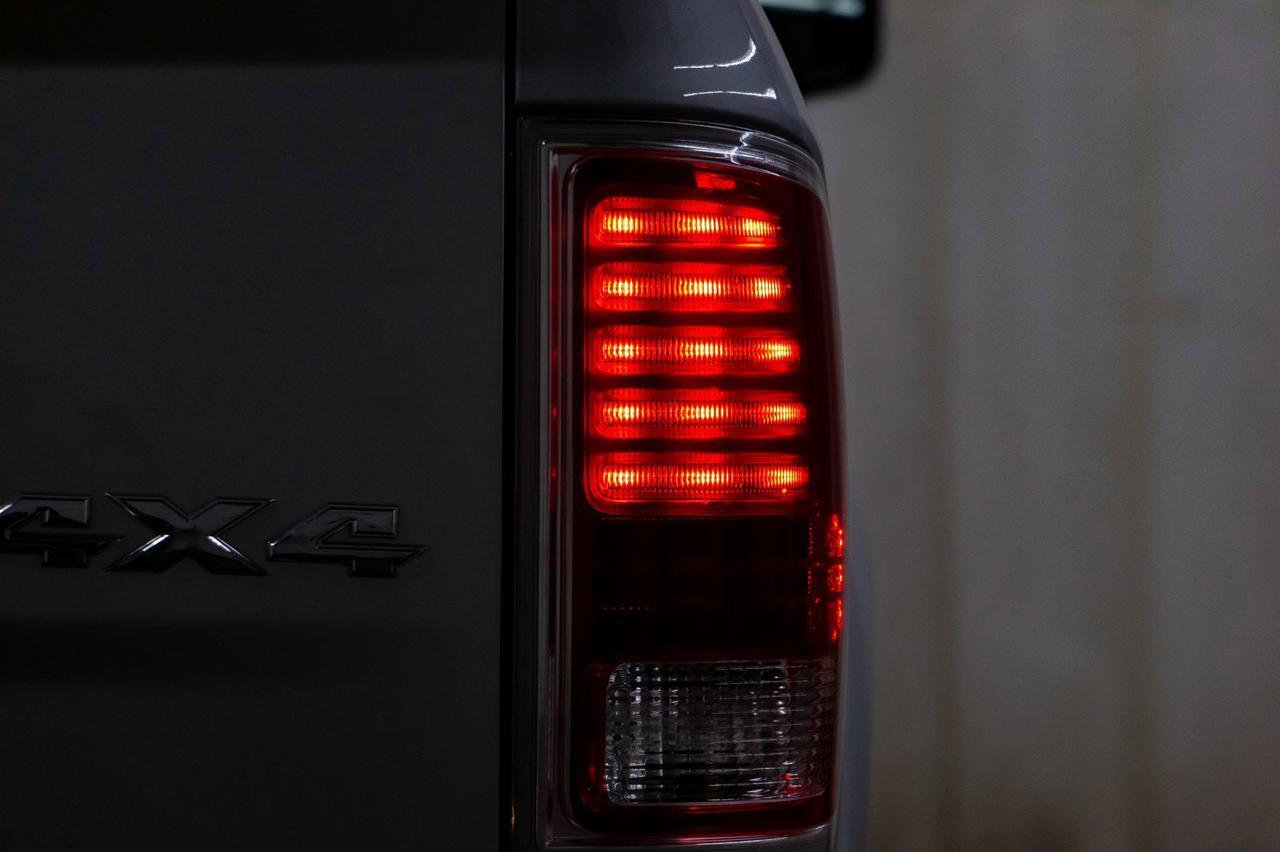 2017 Ram 1500 4x4 Crew Cab Longhorn Leather Roof Nav Red Deer AB