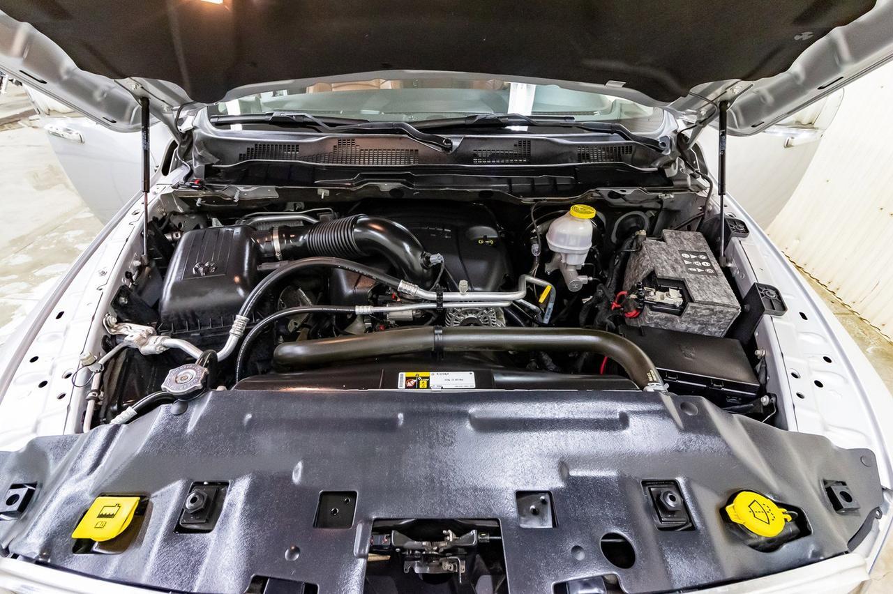 2017 Ram 1500 4x4 Crew Cab Longhorn Leather Roof Nav Red Deer AB