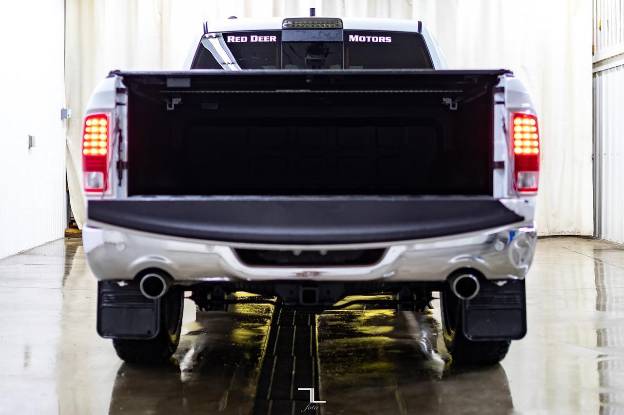 2017 Ram 1500 4x4 Crew Cab Longhorn Leather Roof Nav Red Deer AB