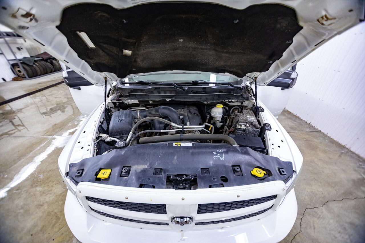 2017 Ram 1500 4x4 Crew Cab Outdoorsman Longbox Red Deer AB