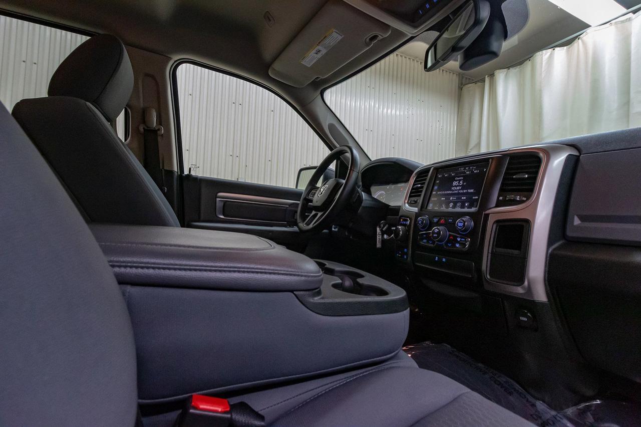 2017 Ram 1500 4x4 Crew Cab Outdoorsman Nav BCam Red Deer AB