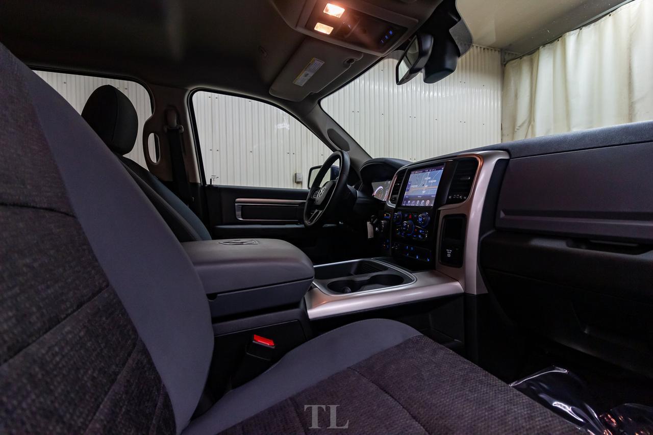 2017 Ram 1500 4x4 Crew Cab SLT Nav BCam Red Deer AB