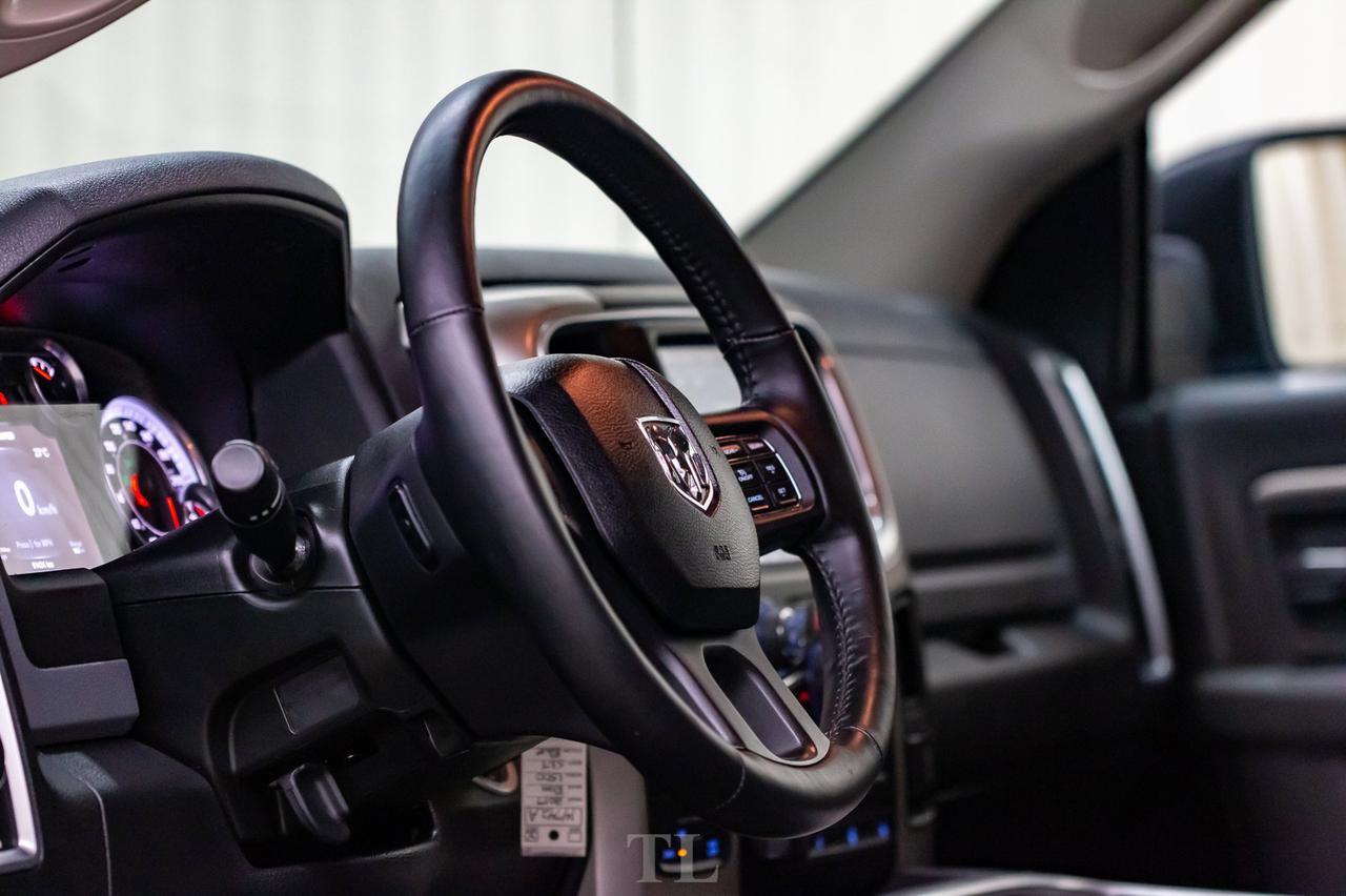 2017 Ram 1500 4x4 Crew Cab SLT Nav BCam Red Deer AB