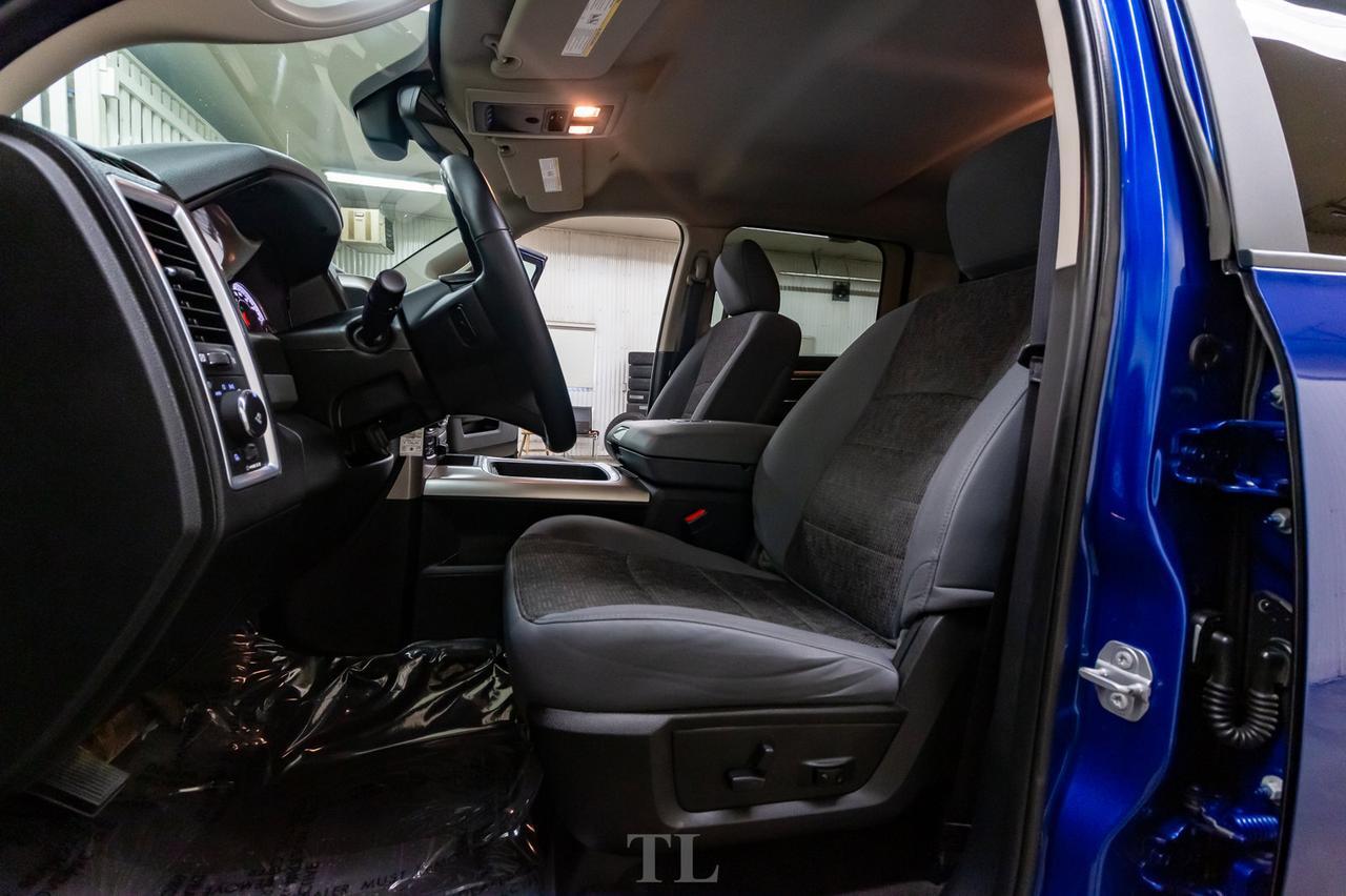 2017 Ram 1500 4x4 Crew Cab SLT Nav BCam Red Deer AB