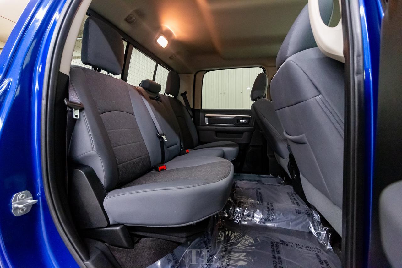 2017 Ram 1500 4x4 Crew Cab SLT Nav BCam Red Deer AB
