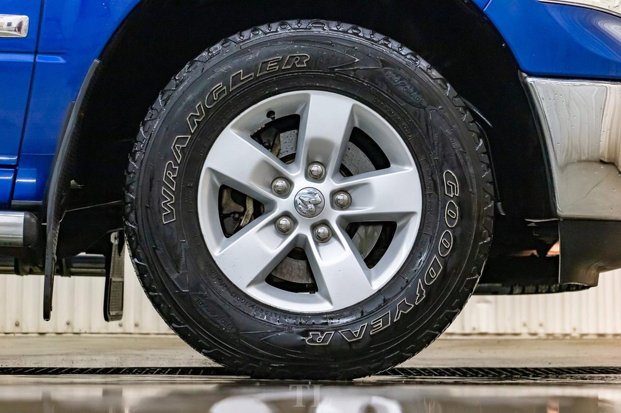 2017 Ram 1500 4x4 Crew Cab SLT Nav BCam Red Deer AB