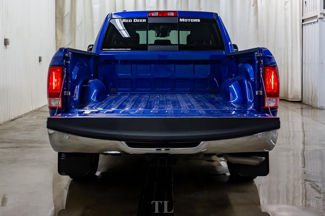 2017 Ram 1500 4x4 Crew Cab SLT Nav Roof Bcam Red Deer AB