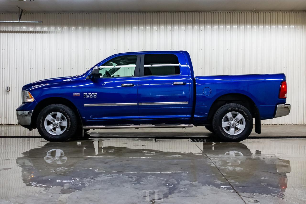2017 Ram 1500 4x4 Crew Cab SLT Nav Roof Bcam Red Deer AB