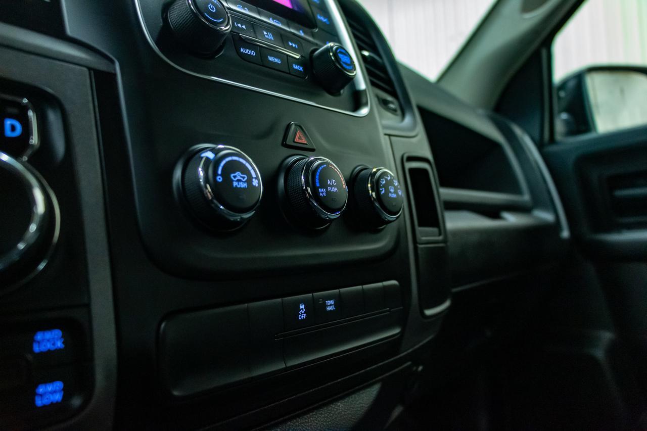 2017 Ram 1500 4x4 Crew Cab SXT Red Deer AB