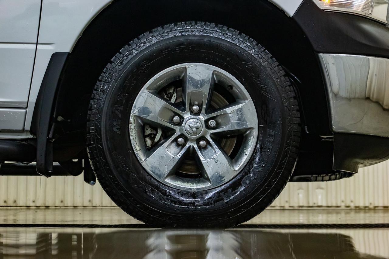 2017 Ram 1500 4x4 Crew Cab SXT Red Deer AB