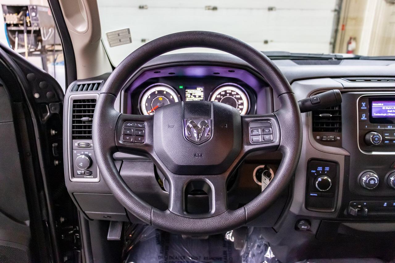 2017 Ram 1500 4x4 Crew Cab SXT Red Deer AB