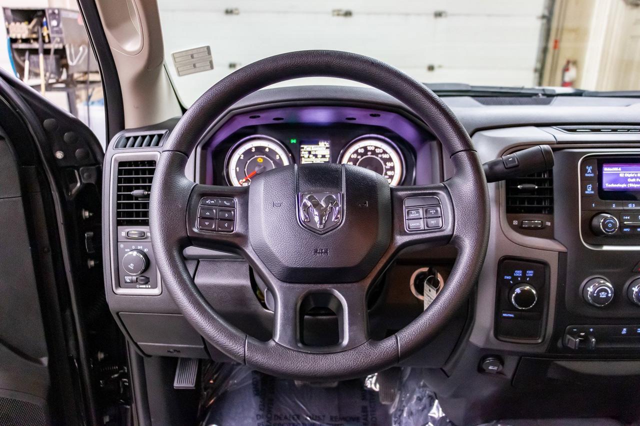 2017 Ram 1500 4x4 Crew Cab SXT Red Deer AB