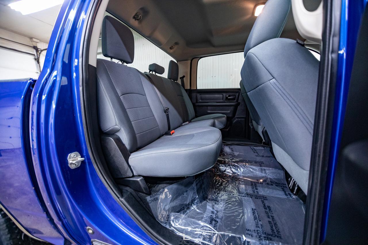 2017 Ram 1500 4x4 Crew Cab SXT Red Deer AB