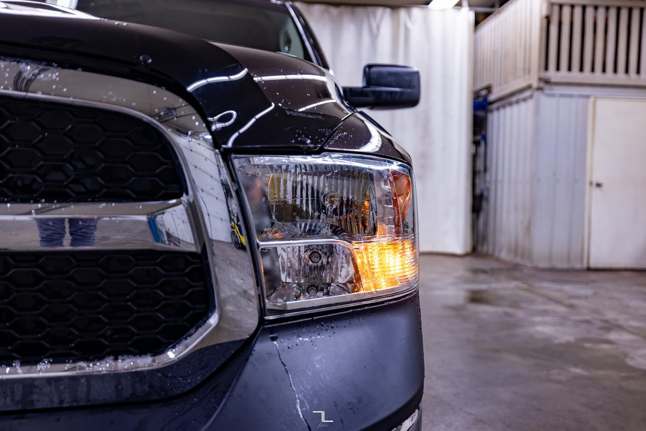 2017 Ram 1500 4x4 Crew Cab SXT Red Deer AB