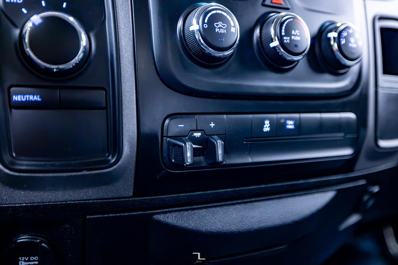 2017 Ram 1500 4x4 Crew Cab SXT Red Deer AB