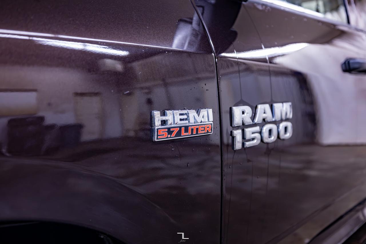 2017 Ram 1500 4x4 Crew Cab SXT Red Deer AB