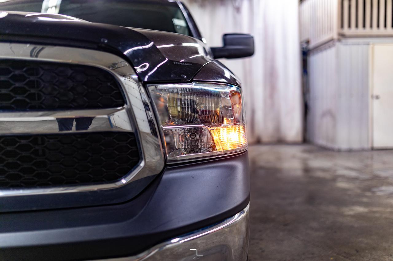 2017 Ram 1500 4x4 Crew Cab SXT Red Deer AB