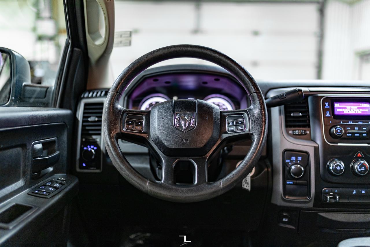 2017 Ram 1500 4x4 Crew Cab SXT Red Deer AB