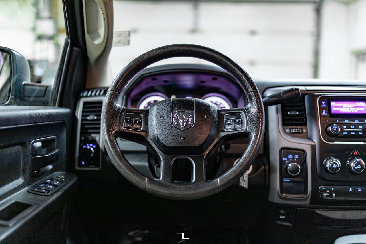 2017 Ram 1500 4x4 Crew Cab SXT Red Deer AB