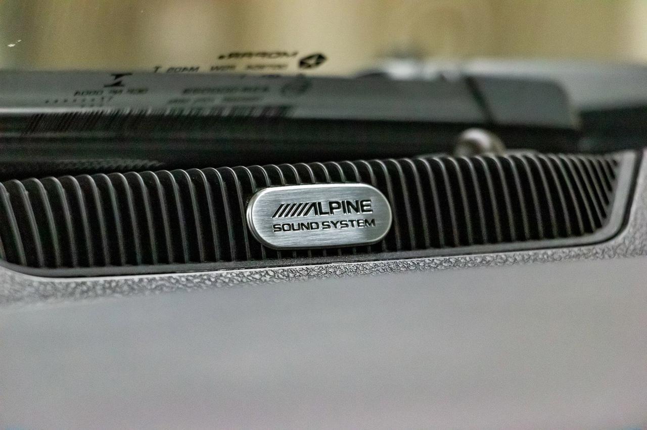 2017 Ram 1500 4x4 Crew Cab Sport Leather Roof BCam Red Deer AB