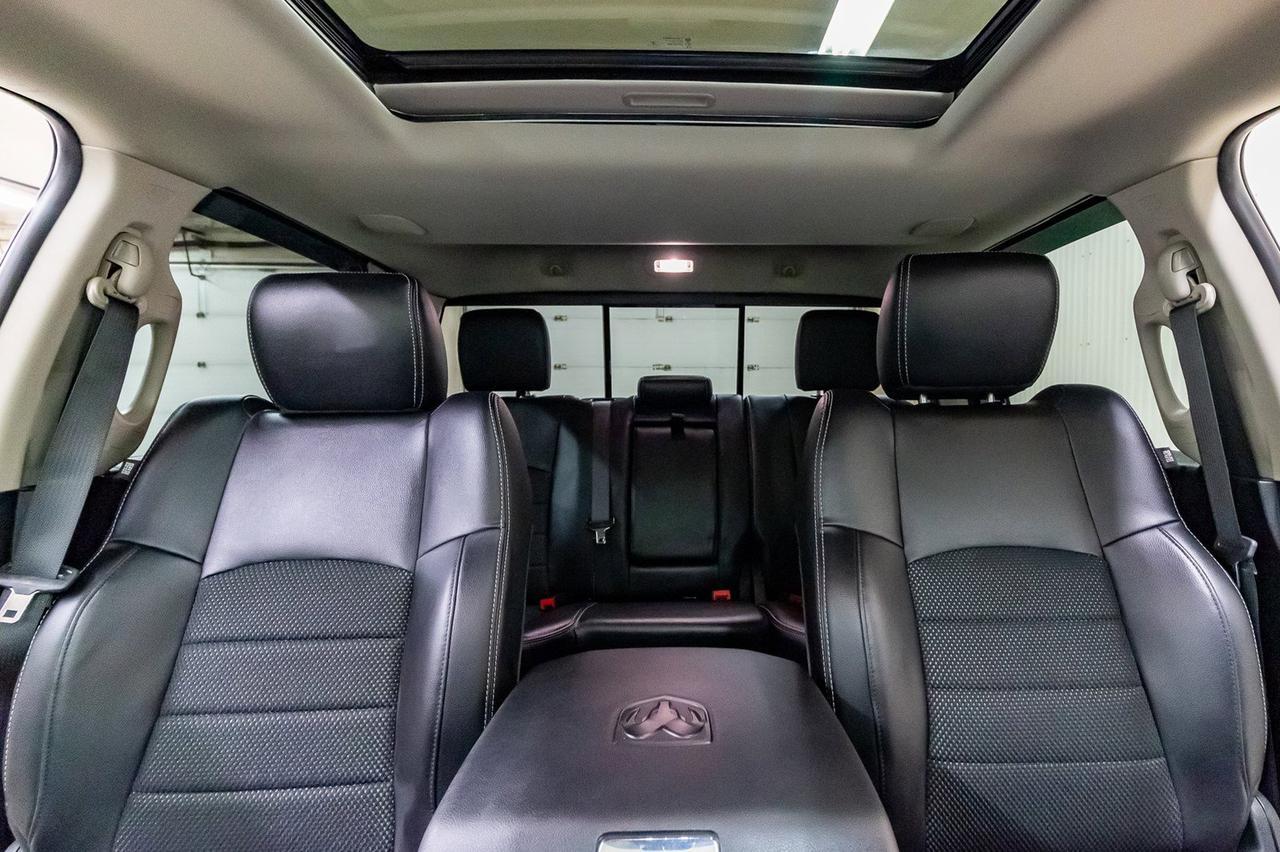 2017 Ram 1500 4x4 Crew Cab Sport Leather Roof BCam Red Deer AB