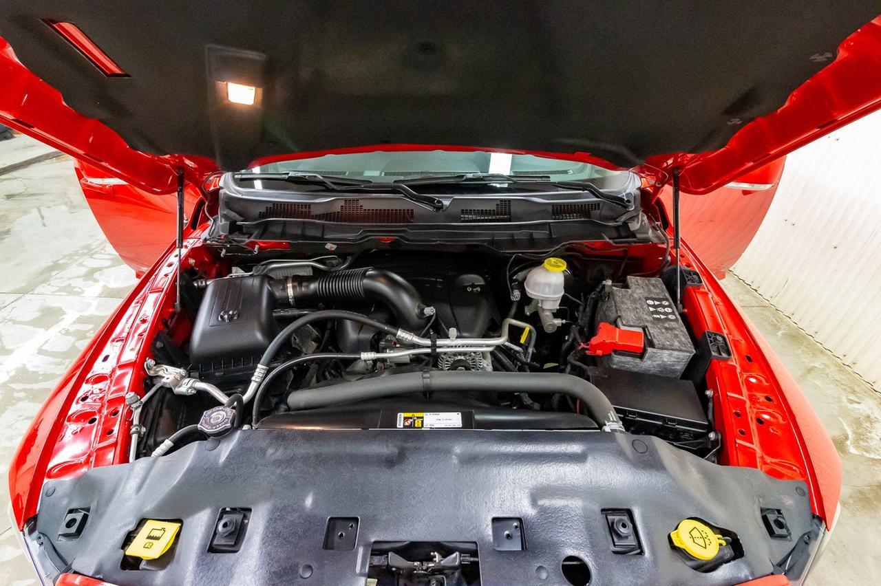 2017 Ram 1500 4x4 Crew Cab Sport Leather Roof Nav Red Deer AB