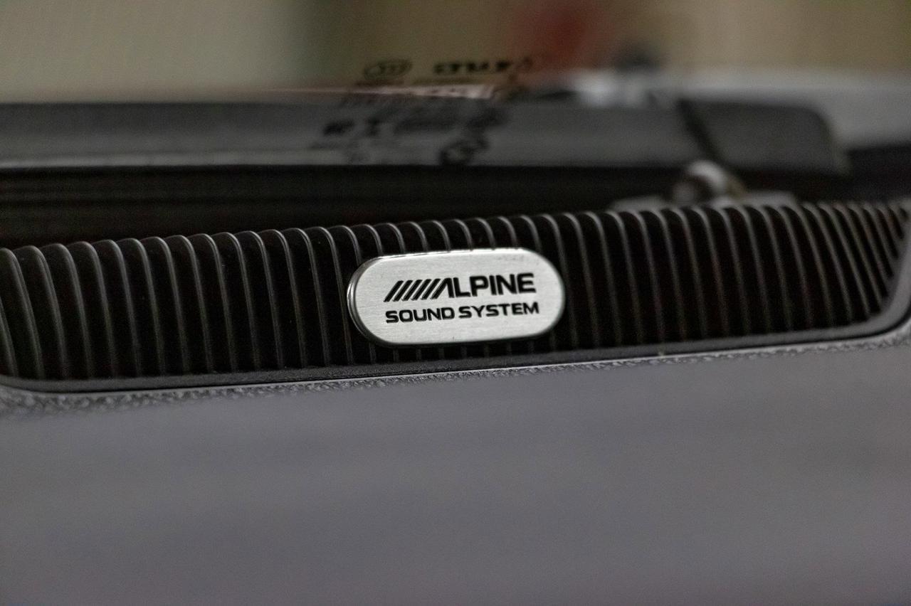 2017 Ram 1500 4x4 Crew Cab Sport Leather Roof Nav Red Deer AB