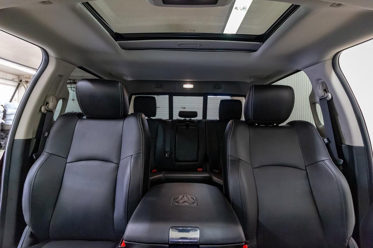 2017 Ram 1500 4x4 Crew Cab Sport Leather Roof Nav Red Deer AB