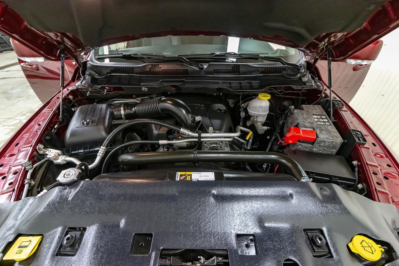 2017 Ram 1500 4x4 Crew Cab Sport Leather Roof Nav Red Deer AB