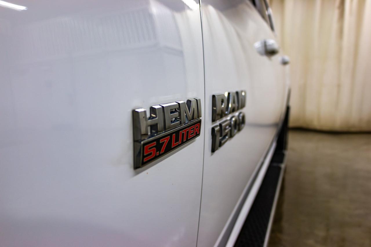 2017 Ram 1500 4x4 Crew Cab Sport Leather Roof Nav Red Deer AB
