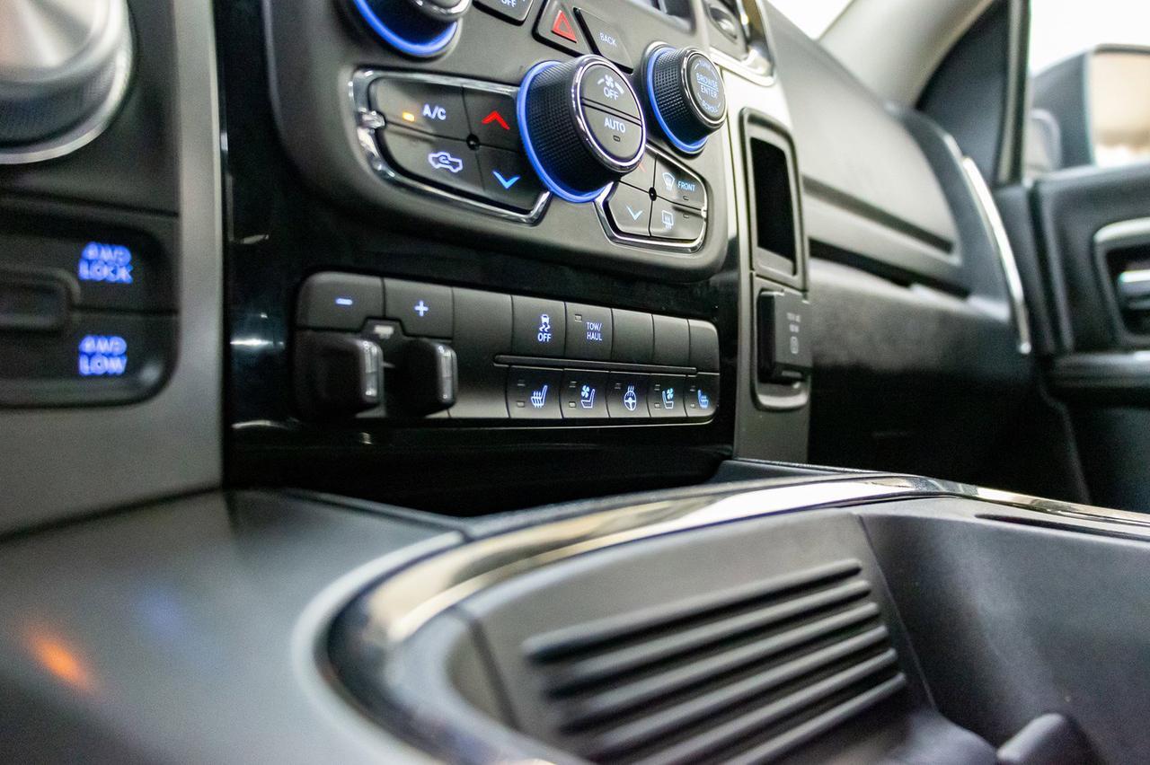 2017 Ram 1500 4x4 Crew Cab Sport Leather Roof Nav Red Deer AB