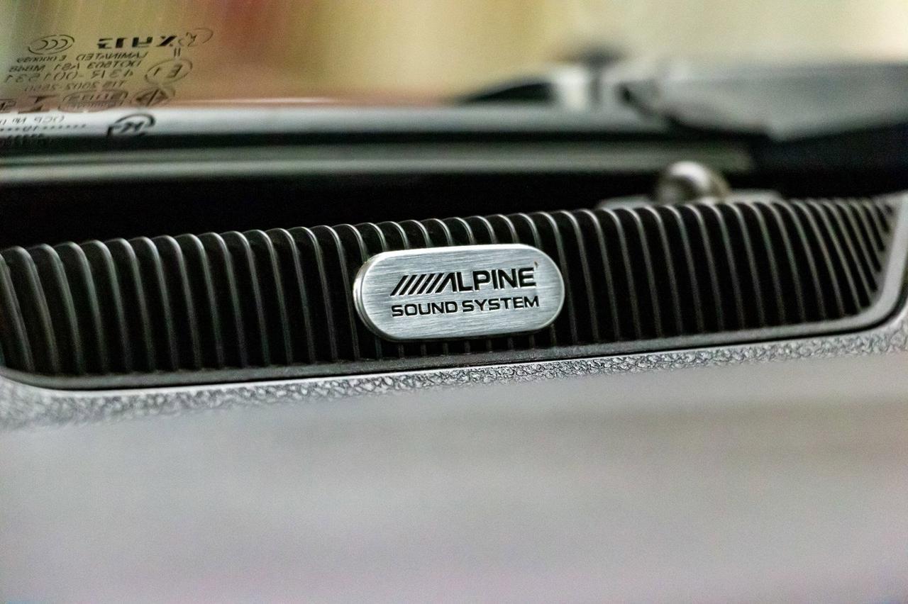 2017 Ram 1500 4x4 Crew Cab Sport Leather Roof Nav Red Deer AB