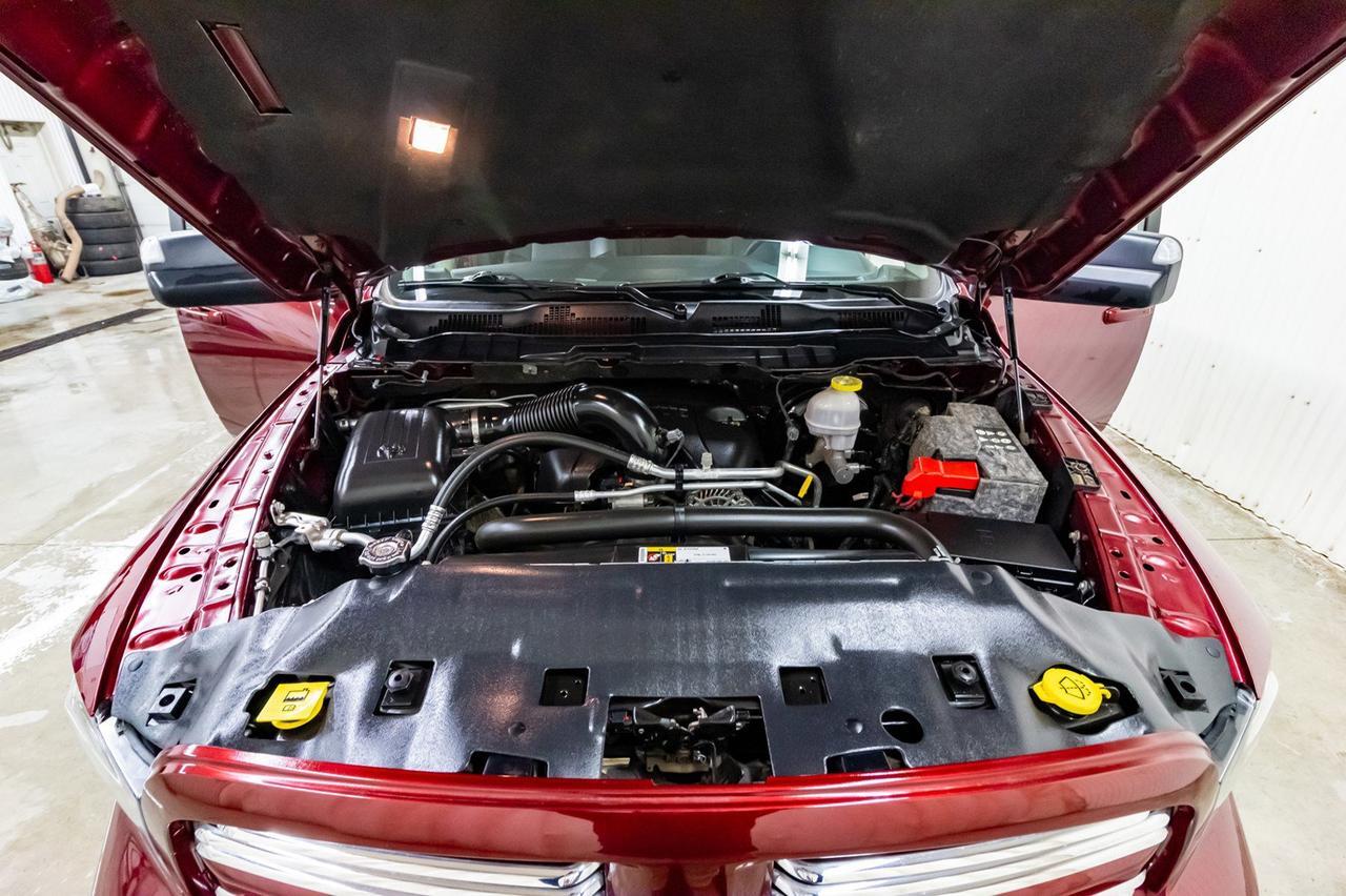 2017 Ram 1500 4x4 Crew Cab Sport Leather Roof Nav Red Deer AB