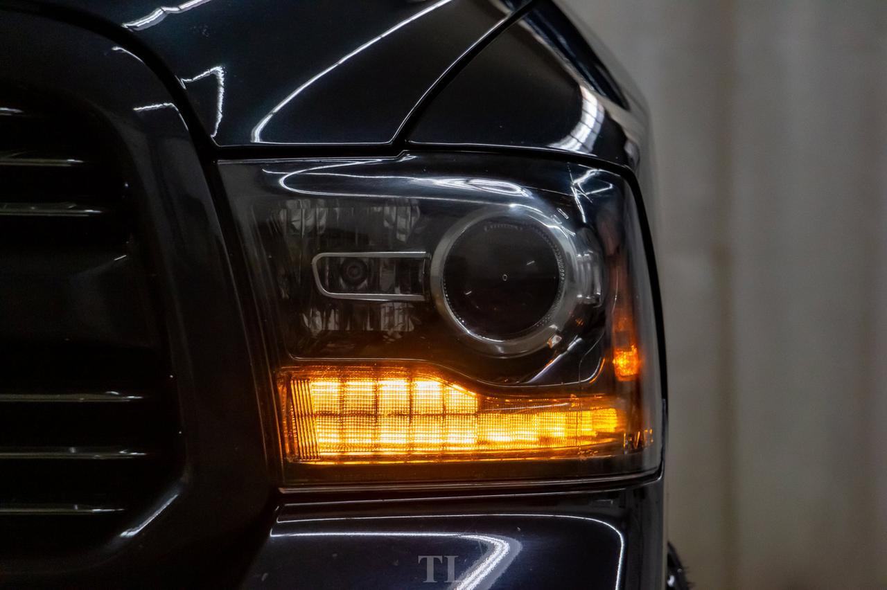 2017 Ram 1500 4x4 Crew Cab Sport Level Kit Wheels Leather Roof Nav Red Deer AB